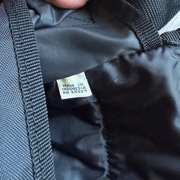 Vintage Gap 90-00s OLD multi-pocket messenger bag Black In Color - Picture 11 of 12